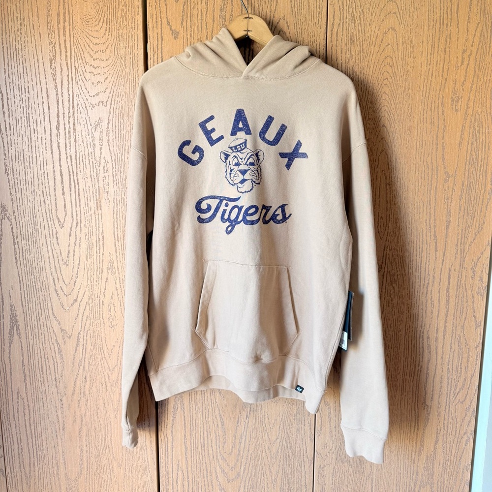 NWT ‘47 Brand LSU Geaux Tigers Hoodie Men’s Small Tan Blue Graphic Pullover
